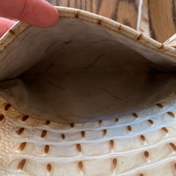 Brahmin medium size tan and brown adjustable crossbody purse - Picture 6 of 13